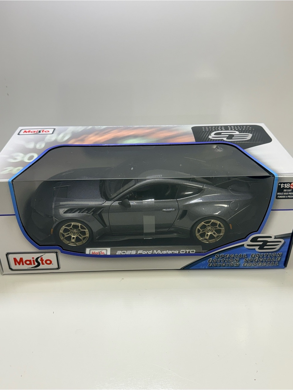 Maisto 2025 Ford Mustang GTD Die-Cast Car - Metallic Gray